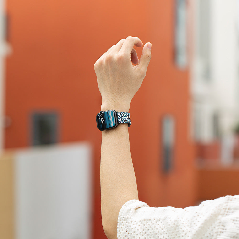 Pitaka Dreamland ChromaCarbon Serisi Tüm Apple Watch Modelleriyle Uyumlu Aramid Fiber ve Karbon Fiber Mosaic Universal Kordon Pitaka Dreamland ChromaCarbon Serisi Tüm Apple Watch Modelleriyle Uyumlu Aramid Fiber ve Karbon Fiber Mosaic Universal Kordon